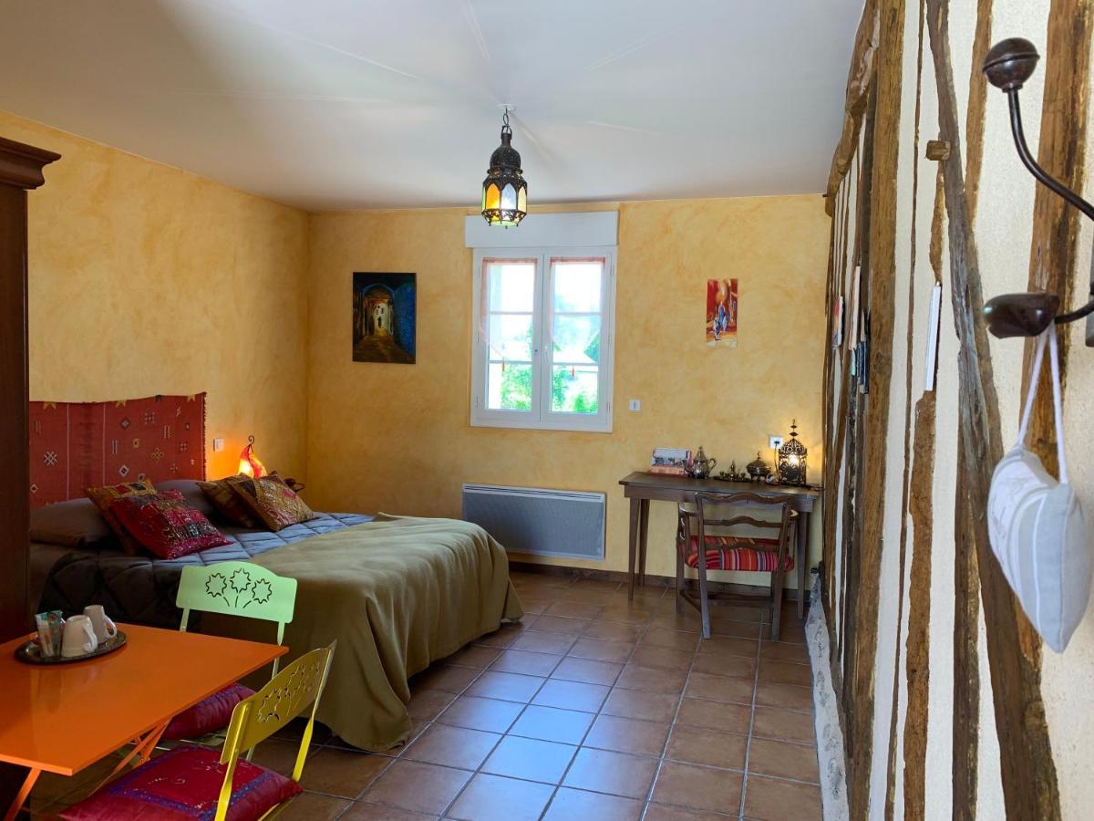 Les Logis Du Breuil Bed & Breakfast Marchéville Exterior foto