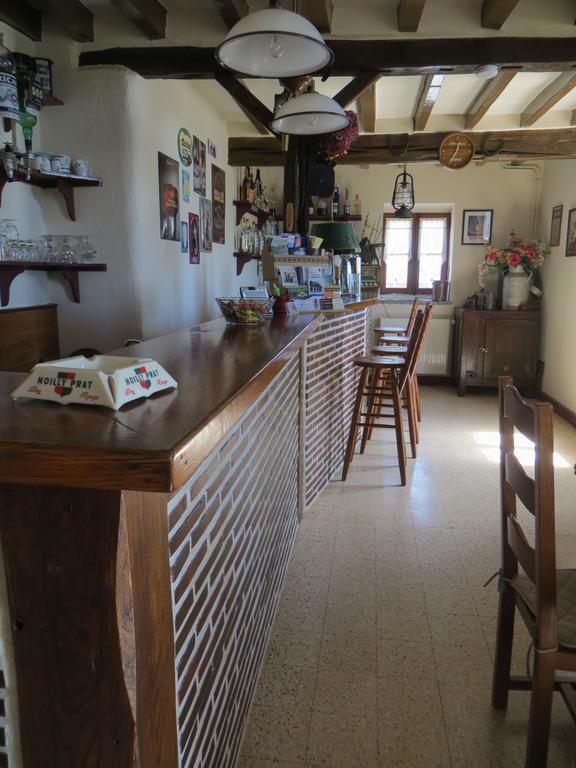 Les Logis Du Breuil Bed & Breakfast Marchéville Exterior foto